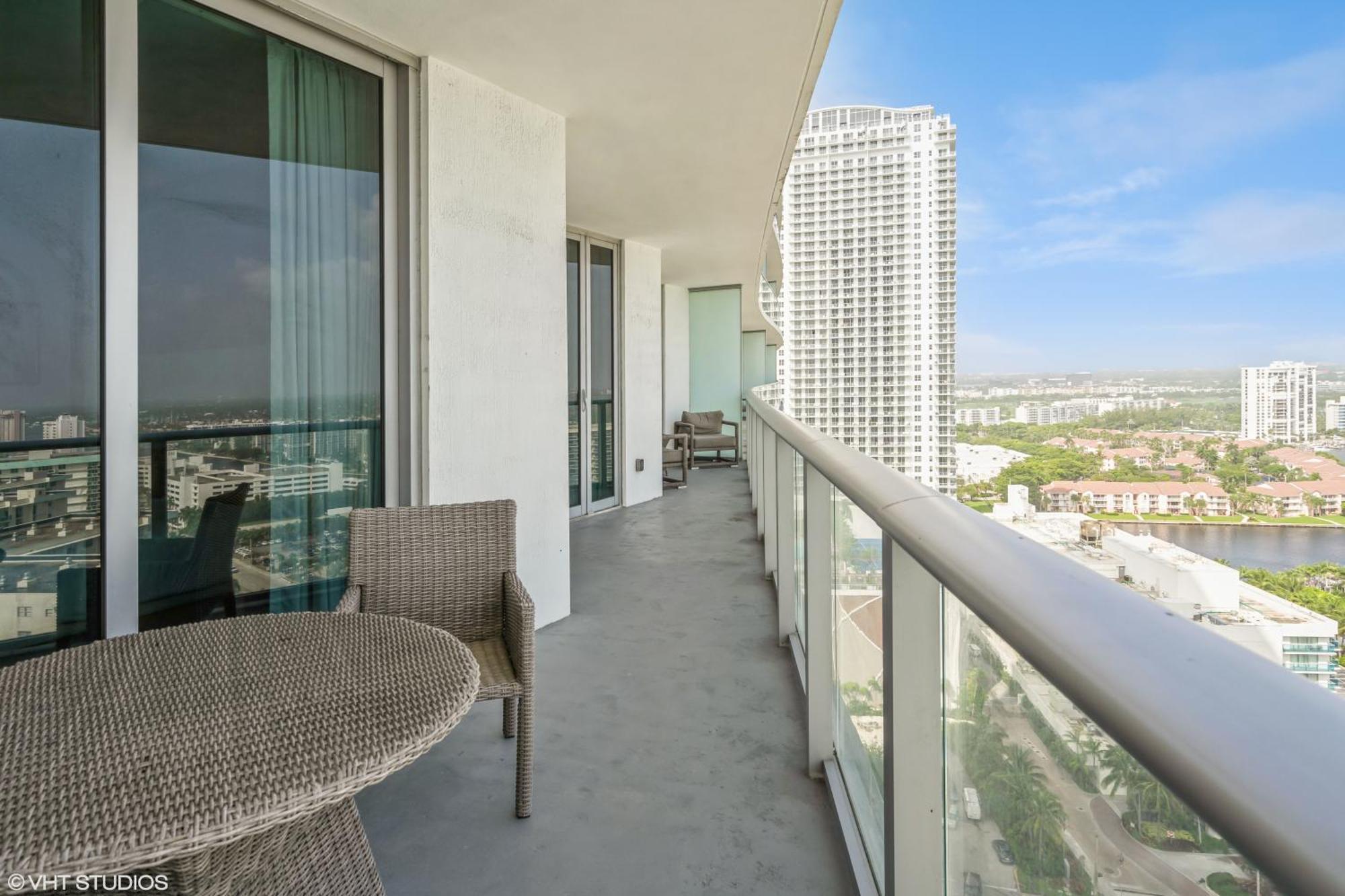 Lyfe Residence Building - Private Apts Over The Beach Hollywood Luaran gambar